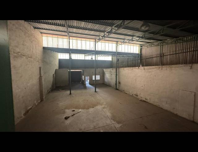 800M² WAREHOUSE TO LET IN PRETORIA WEST